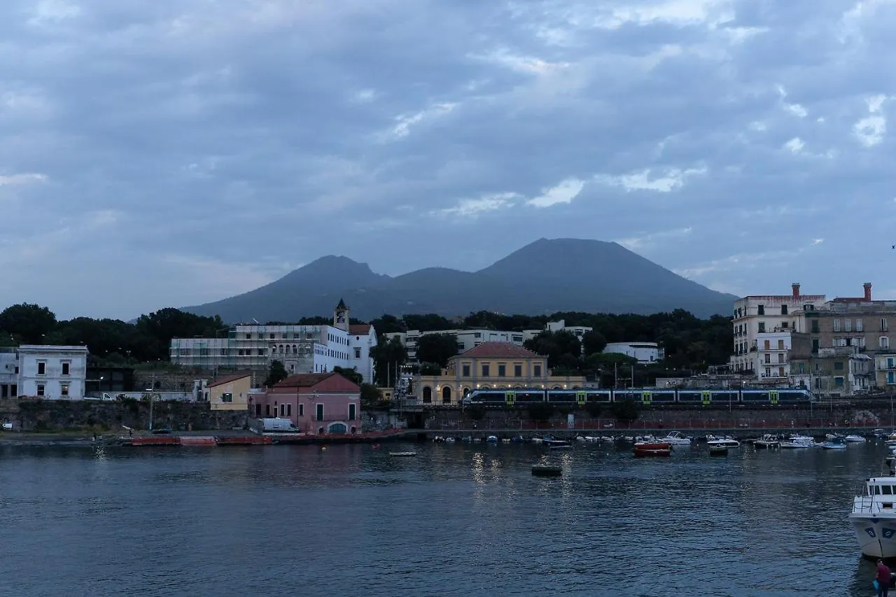 Casetta Del Granatello Portici Apartment